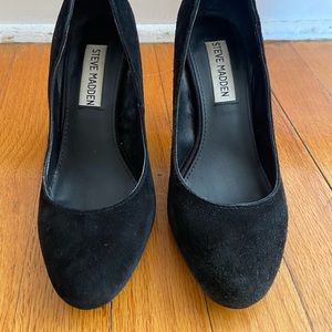 Suede Steve Madden heels size 5.5
